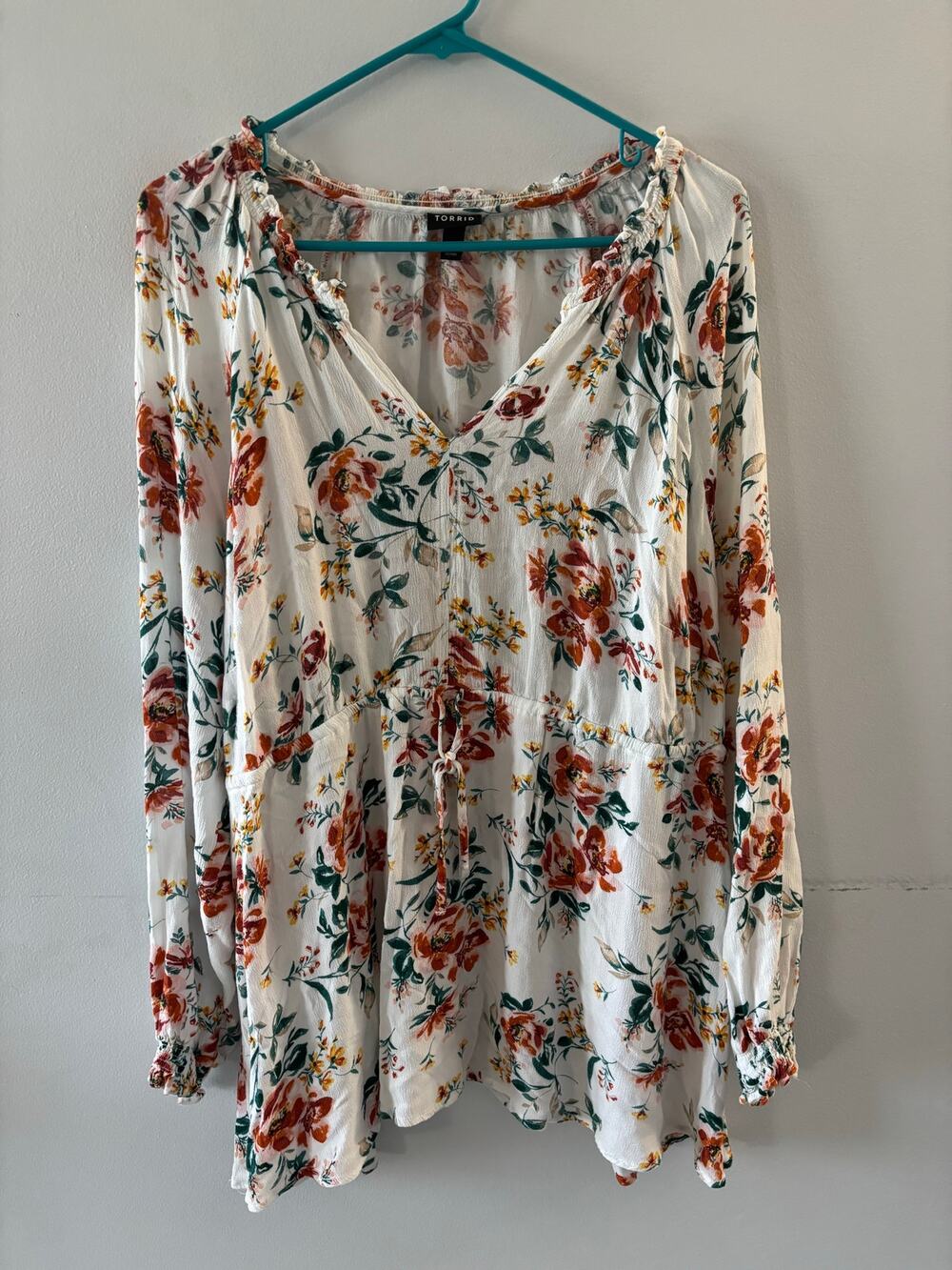 Torrid Womens Floral Peasant Top Size 2X Cream Blouse Lightweight Feminine